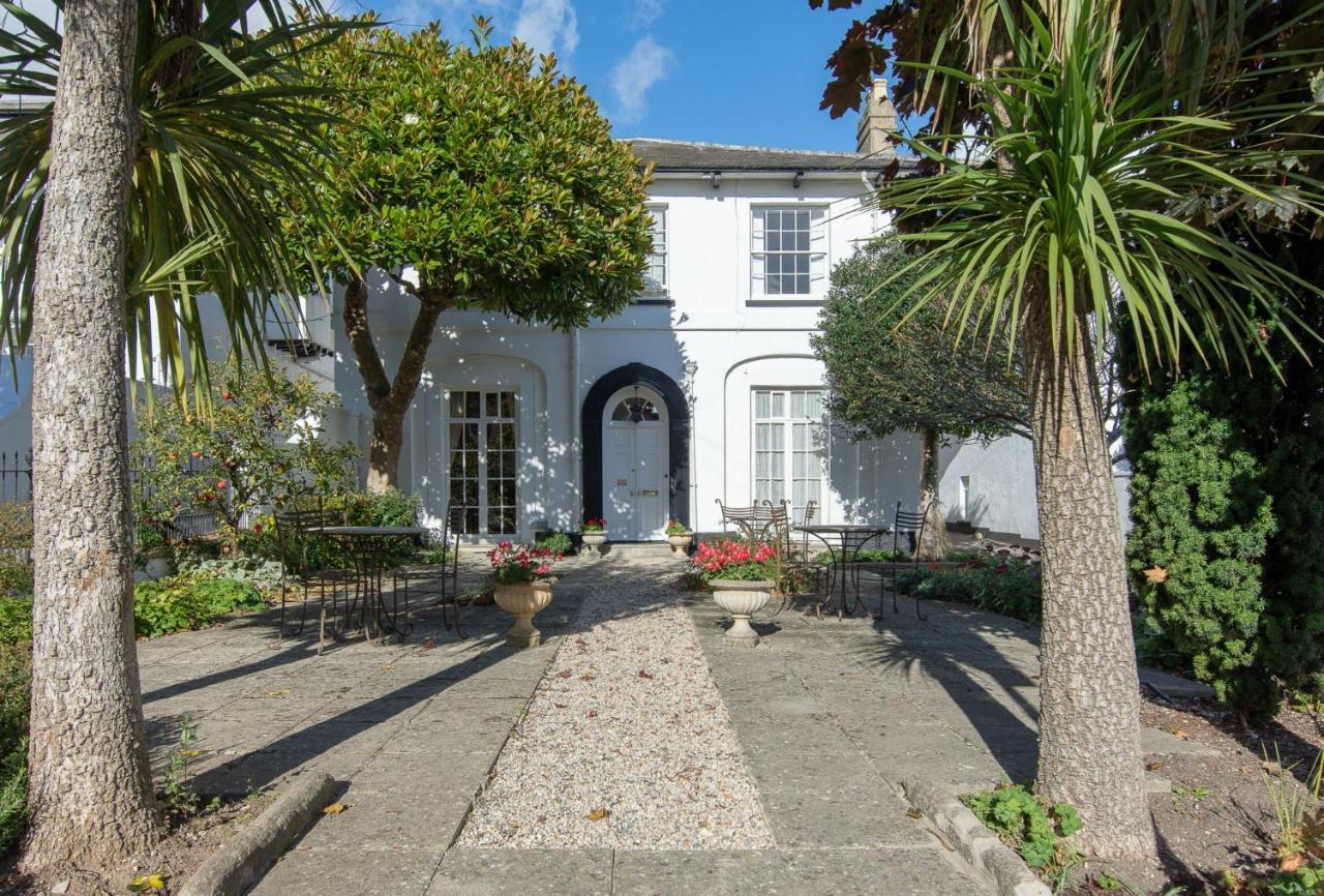 The White House Hotel Charmouth Luaran gambar